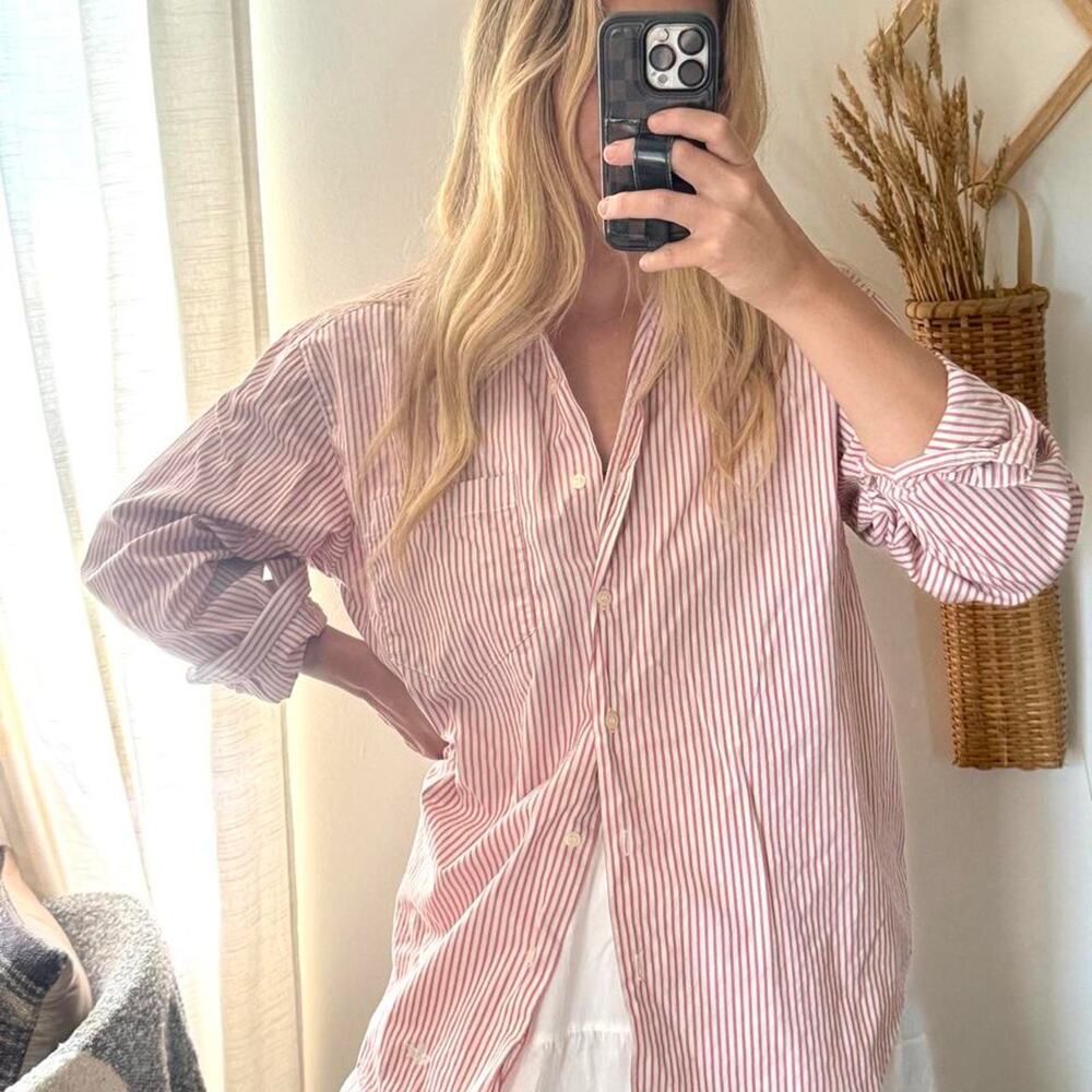 Dockers striped button up shirt medium 100% cotton salmon white long sleeve